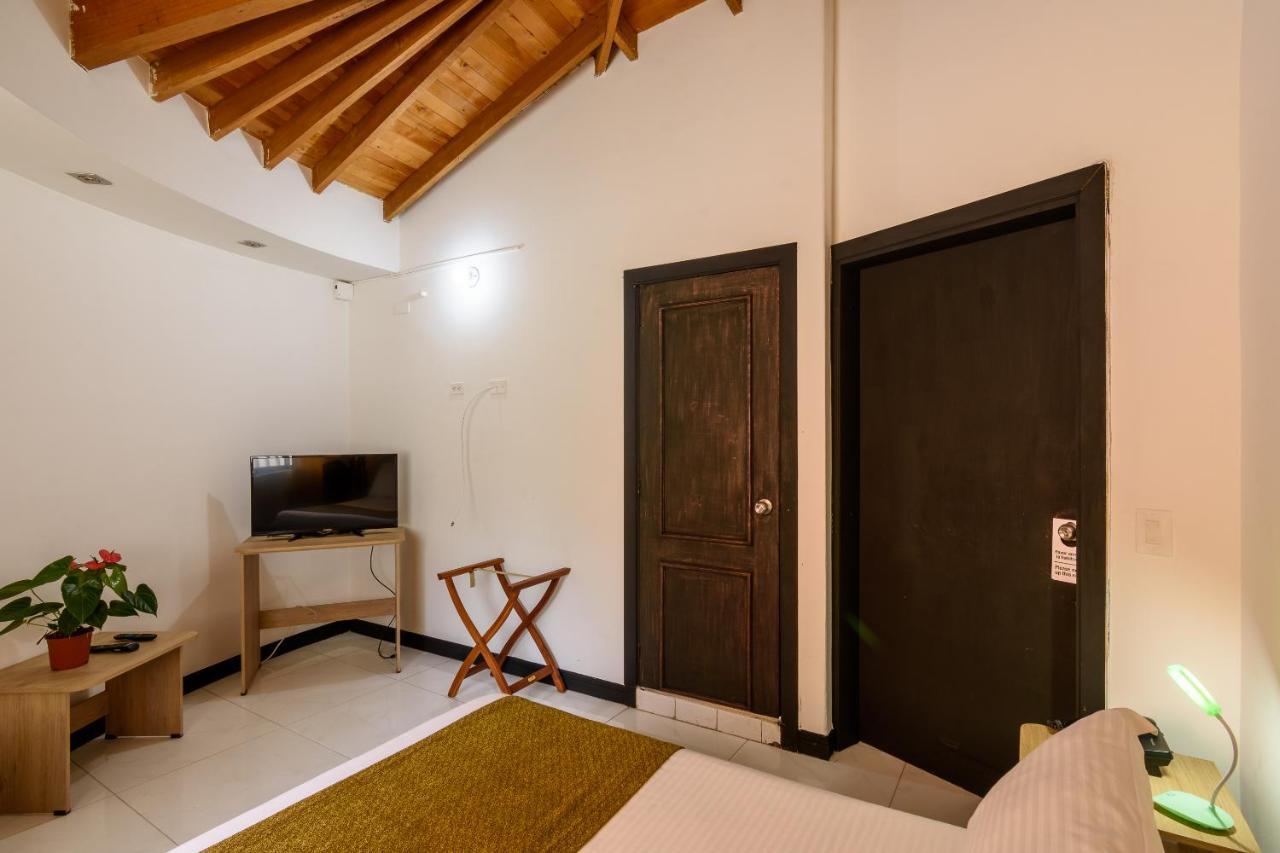 Like Home Hotel Boutique 麦德林 外观 照片