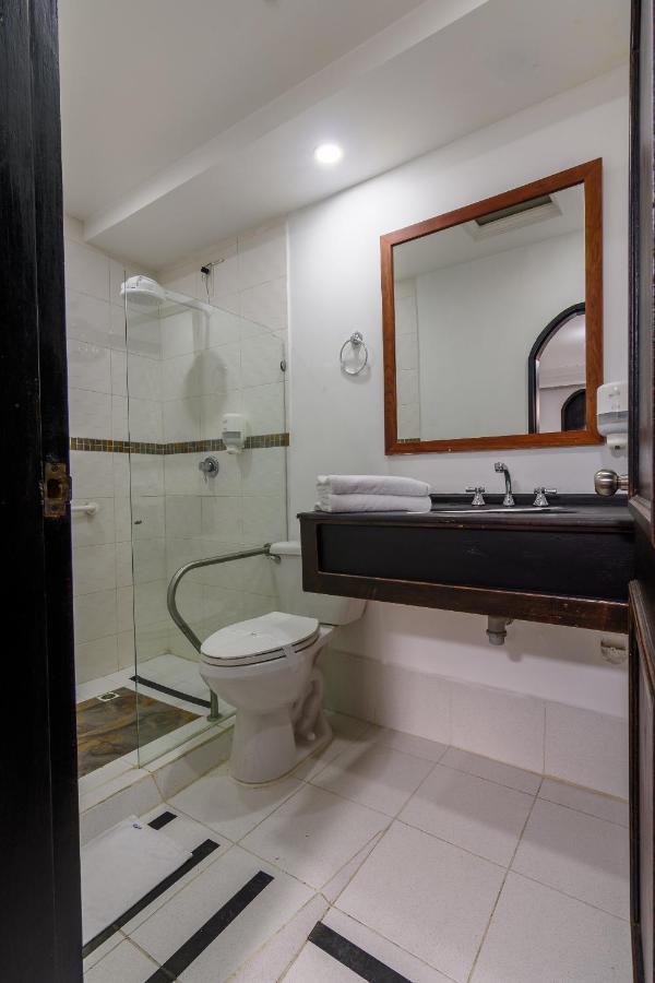 Like Home Hotel Boutique 麦德林 外观 照片
